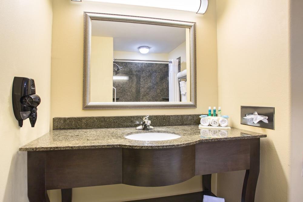 Hotel Express And - By Ihg Pauls Valley