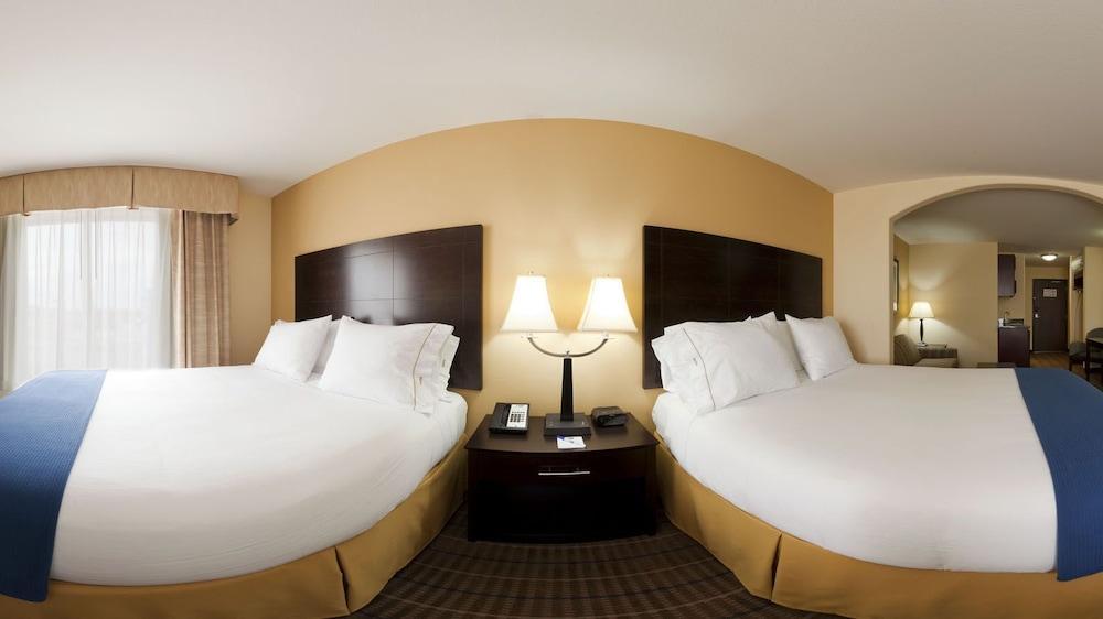 Express And - By Ihg