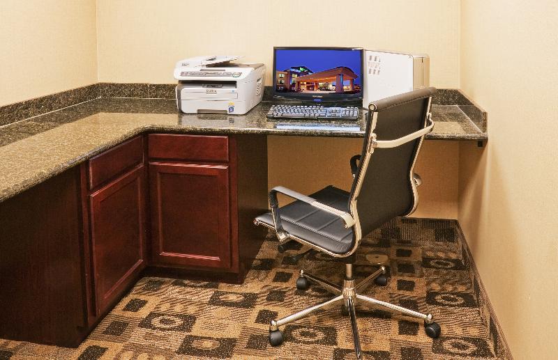 Express And - By Ihg Hotel 3*